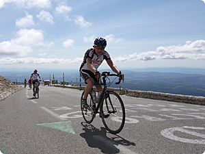 VELOTRAVEL RADREISE PYRENAEEN VENTOUX RENNRAD